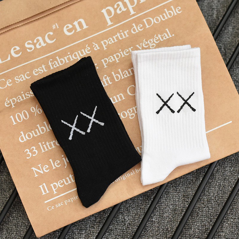 Tất Vớ Thời Trang Unisex cho Nam Nữ, Tất Vớ Cổ Cao XX Trắng Đen Vải Cotton Co Giãn Thể Thao, Hàn Quốc, Phối Đồ