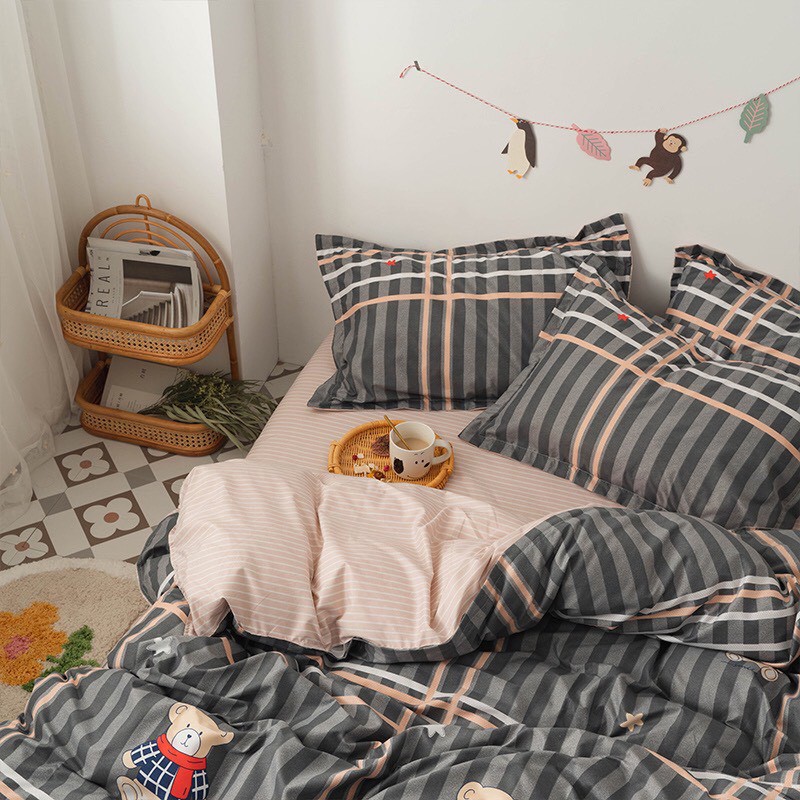 [ RẺ VÔ ĐỊCH ] Bộ chăn ga Cotton Poly họa tiết gấu kẻ mẫu mới - Hàng nhập khẩu ( Có kèm ảnh thật )