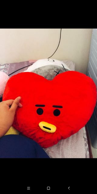 Gấu ôm BTS BT21 size bự