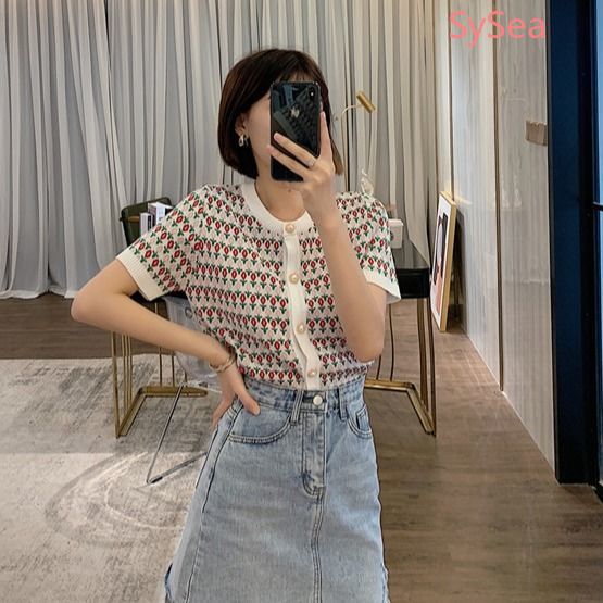 Áo Croptop Dệt Kim Tay Ngắn Mùa Hè Phối Khuy Ngọc Trai Thời Trang Dịu Dàng Cho Nữ