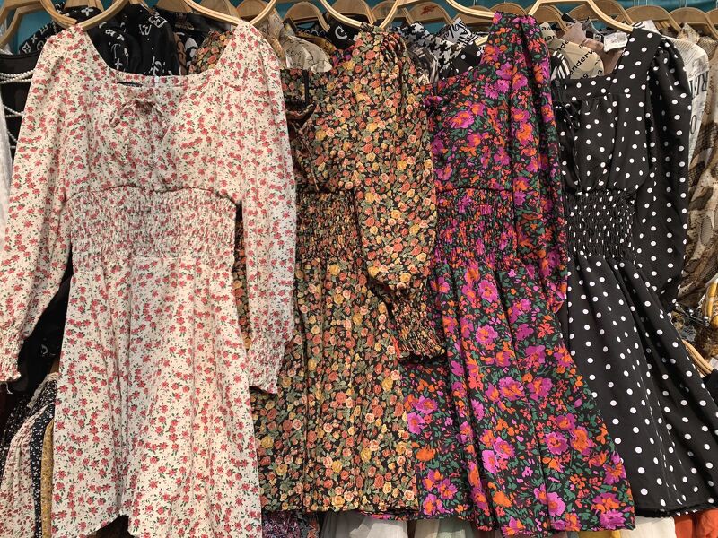 Váy hoa bo chun eo cổ vuông sexy dáng ngắn nhiều màu