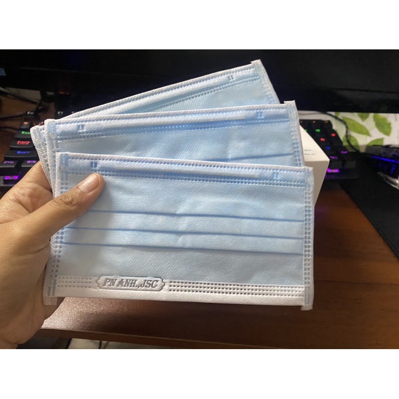 COMBO 10 KHẨU TRANG Y TẾ CAO CẤP 4 LỚP - THÍCH HỚPUWR DỤNG KHI TRỘN ĐẤT, TRỒNG CÂY