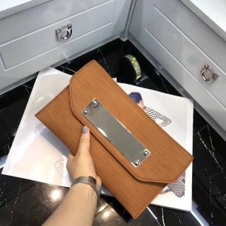 Ví cầm tay size 28
