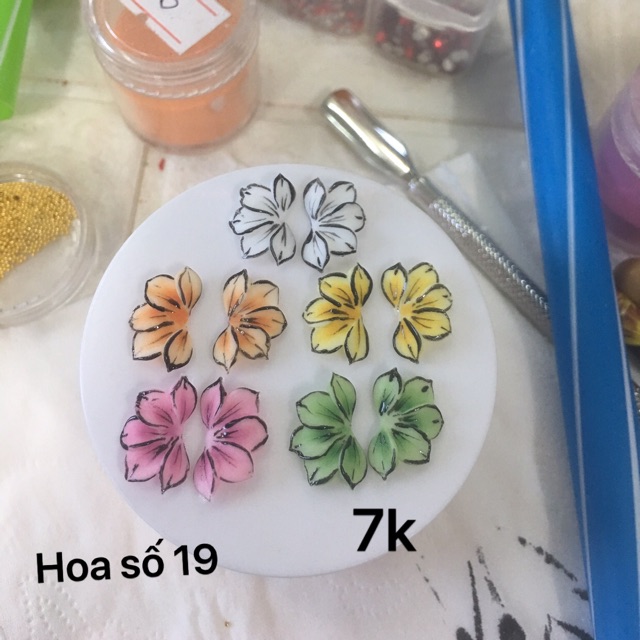 Hoa bột nail