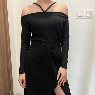 Áo Trể Vai Dài Tay Nữ