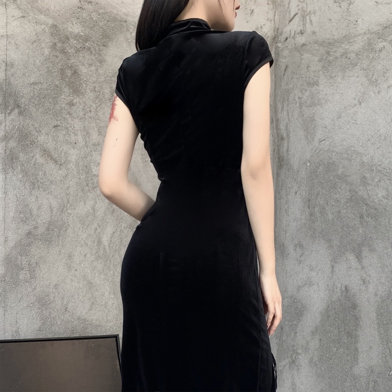 Đầm sườn xám dài tay ngắn xẻ tà phối nút gợi cảm cho nữ