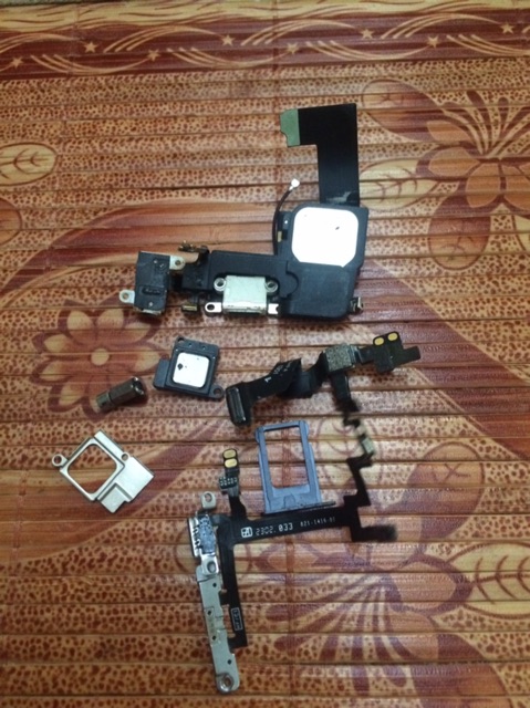 Linh kiện cho điện thoại iPhone 5,camera,loa trong,ngoài,nút nguồn,morto rung,tăng giảm âm lượng,