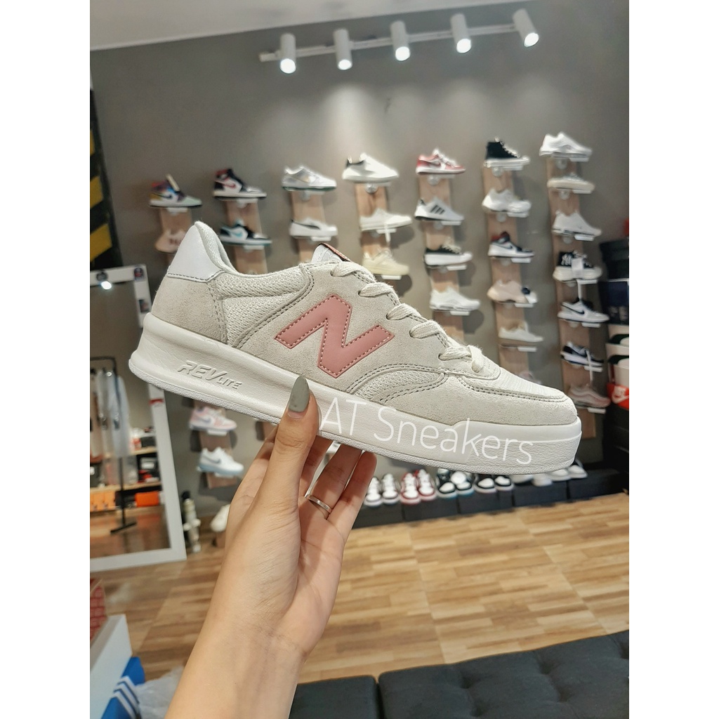 Giày New Balance CRT300