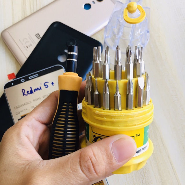 Combo Bộ Vỏ Sườn + Màn Hình Xiaomi Redmi 5 Plus Zin Hàng Cao Cấp (Tặng Bộ Vít)