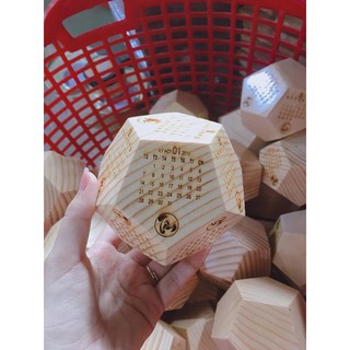 Lịch Gỗ Để Bàn Handmade 2019