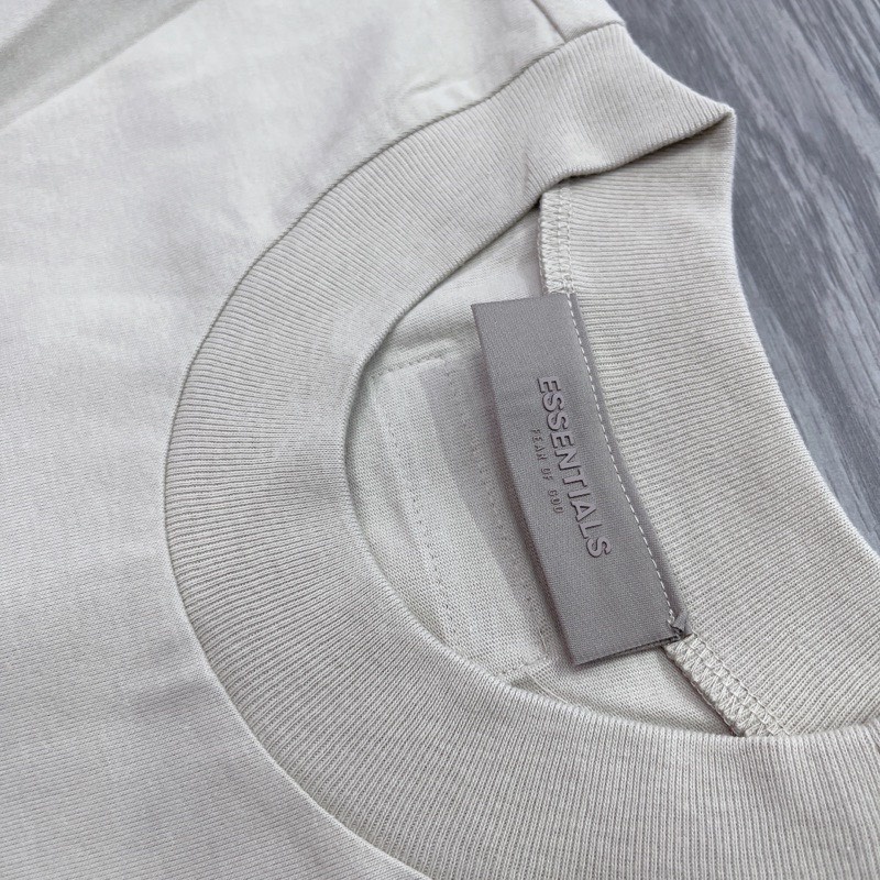 Set Quần Áo FOG Fear Of God ESSENTIALS SS22 1977 Wheat, Combo bộ quần áo FOG ESSENTIALS nam