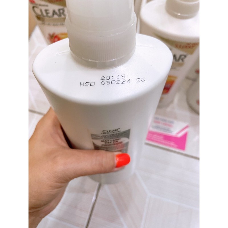 Dầu Gội Sạch Gàu Clear Bạc Hà Mát Lạnh 630ml
