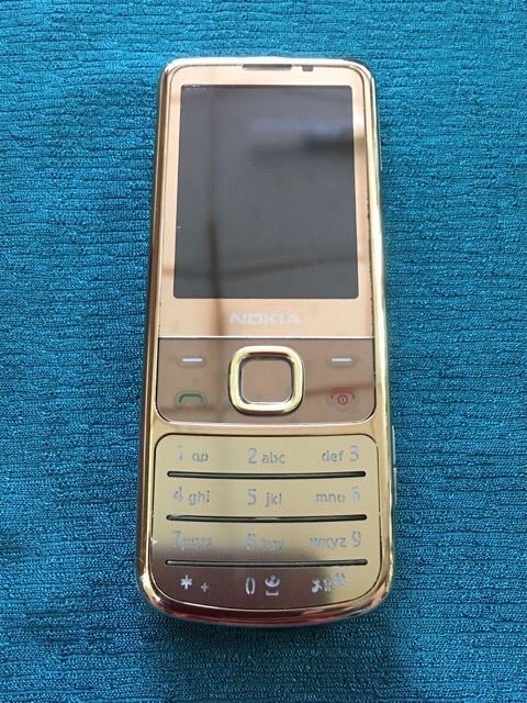 Bộ vỏ + Phím cho máy Nokia 6700 zin máy ( Vàng gold )
