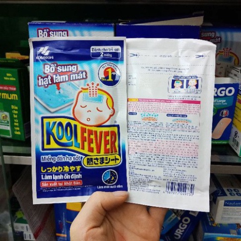 Miếng Dán Giảm Đau, Hạ Sốt, Hạ Nhiệt Nhanh Cho Trẻ Em, Người Lớn Kool Fever Nhật Bản  Hộp 8 gói 16 miếng