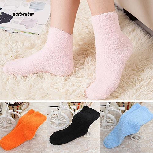 Vớ len giữ ấm mùa đông kiểu dáng xinh xắn dành cho nữ