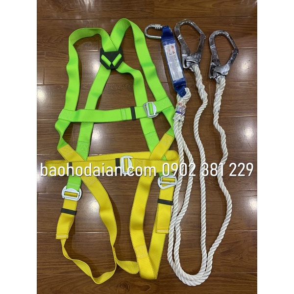 Dây an toàn toàn thân ADELLA H4501 kèm móc EW32 chống sốc