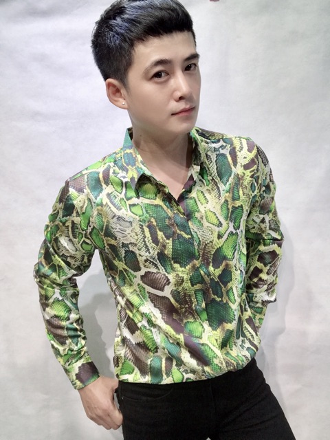 Sơ mi họa tiết da rắn