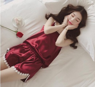 Bộ ngủ lụa 2 dây viền hoa