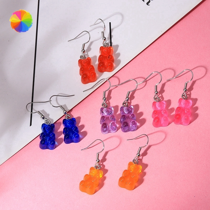 1 đôi bông tai hình gấu vòng tay ôm màu trái cây xinh xắn