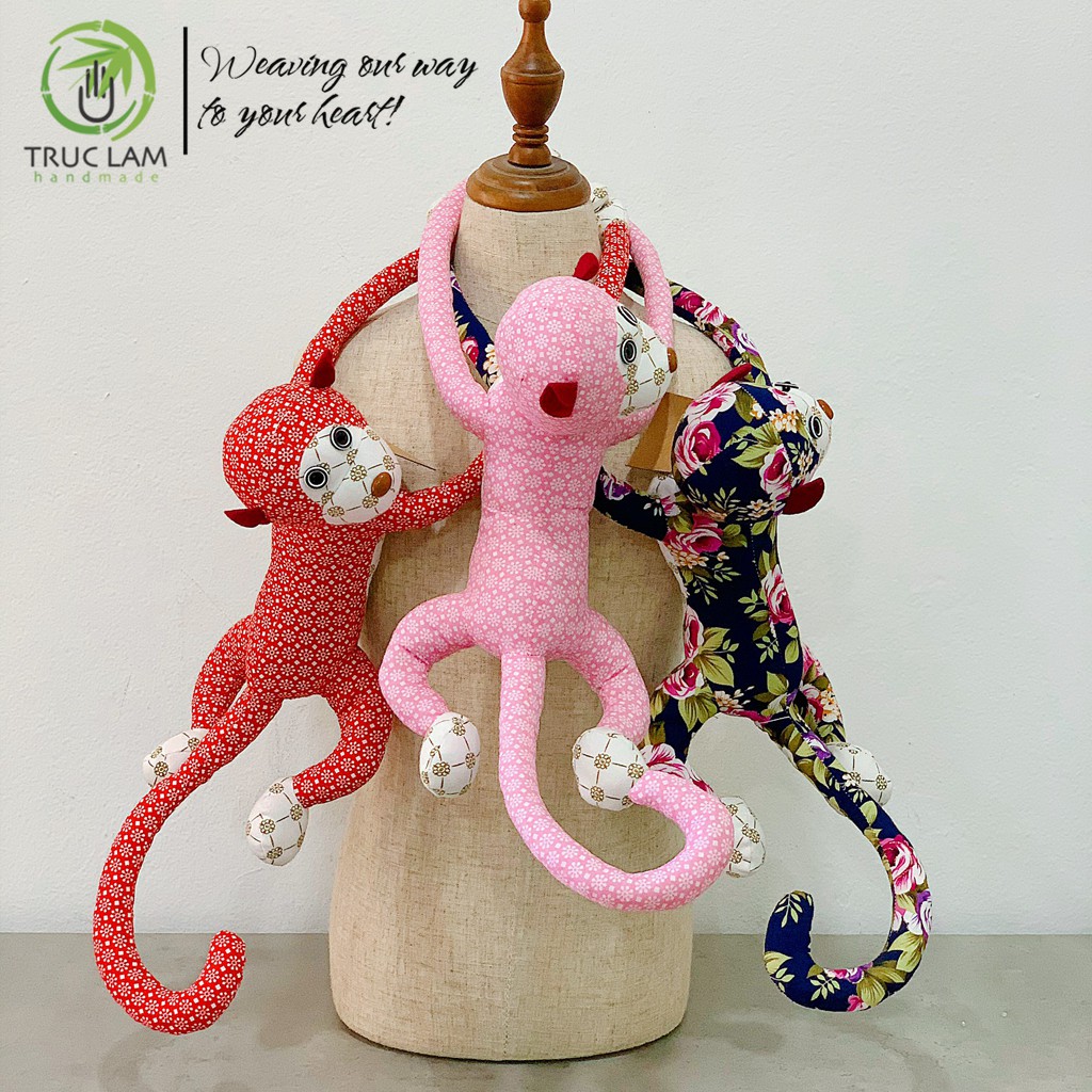 Đồ Chơi Cho Bé Thú Nhồi Bông Hình Con Khỉ Tay Dài Đeo Cổ Có Khuy Bấm Vải Hoa Bông Gòn Cao Cấp – Trúc Lâm Handmade