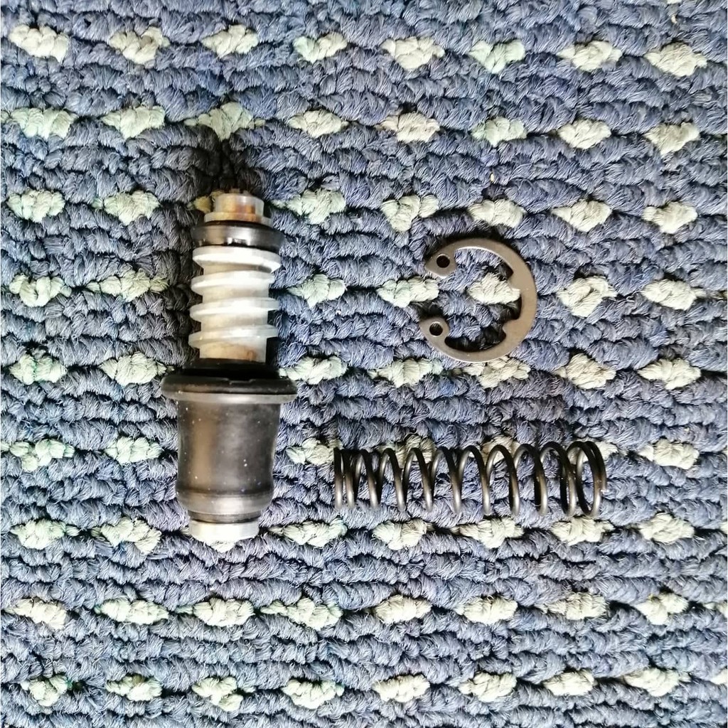 Cupen tay dầu trên suzuki viva 110