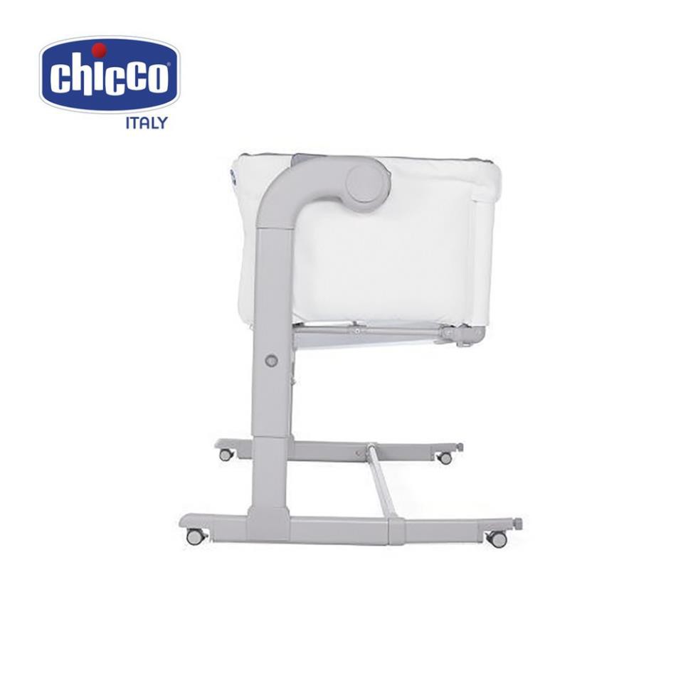 Cũi kề giường đa năng Chicco Next2me Magic màu ghi