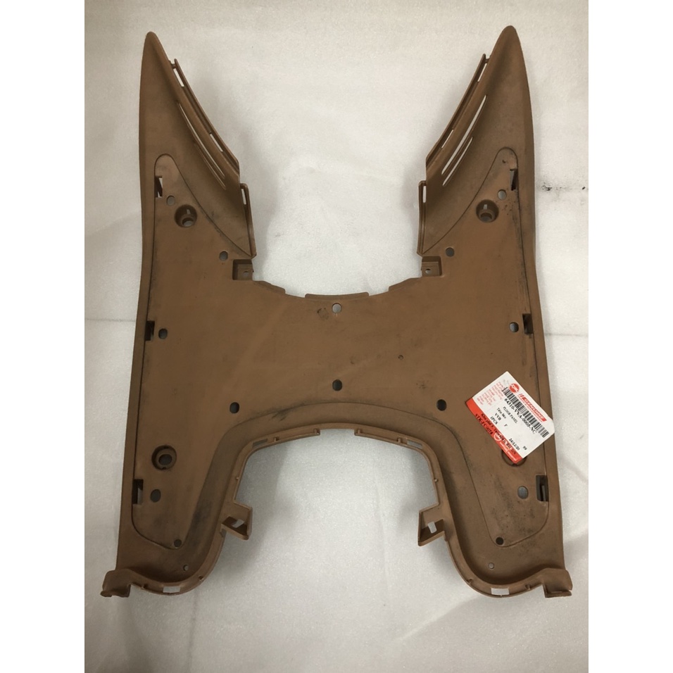 Tấm sàn để chân xe Shark mã VVB