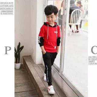 Bộ bé trai phong cách thể thao