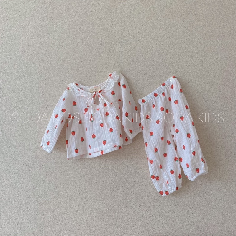 (Hàng thiết kế) Pijama bé gái Muslin cổ ren