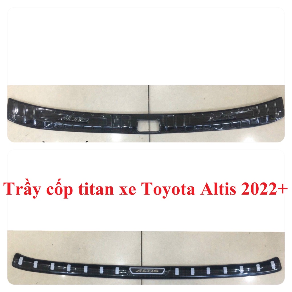 Chống trầy cốp trong, ngoài xe Toyota Altis 2022+ Hàng titan cao cấp