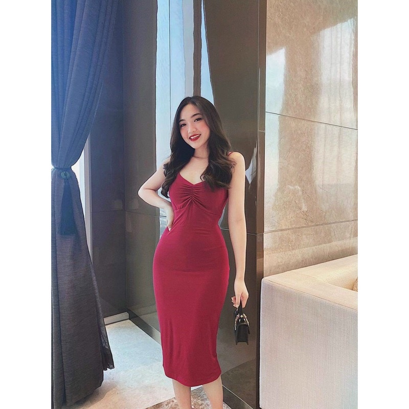 Đầm hai dây xoắn hở lưng 06