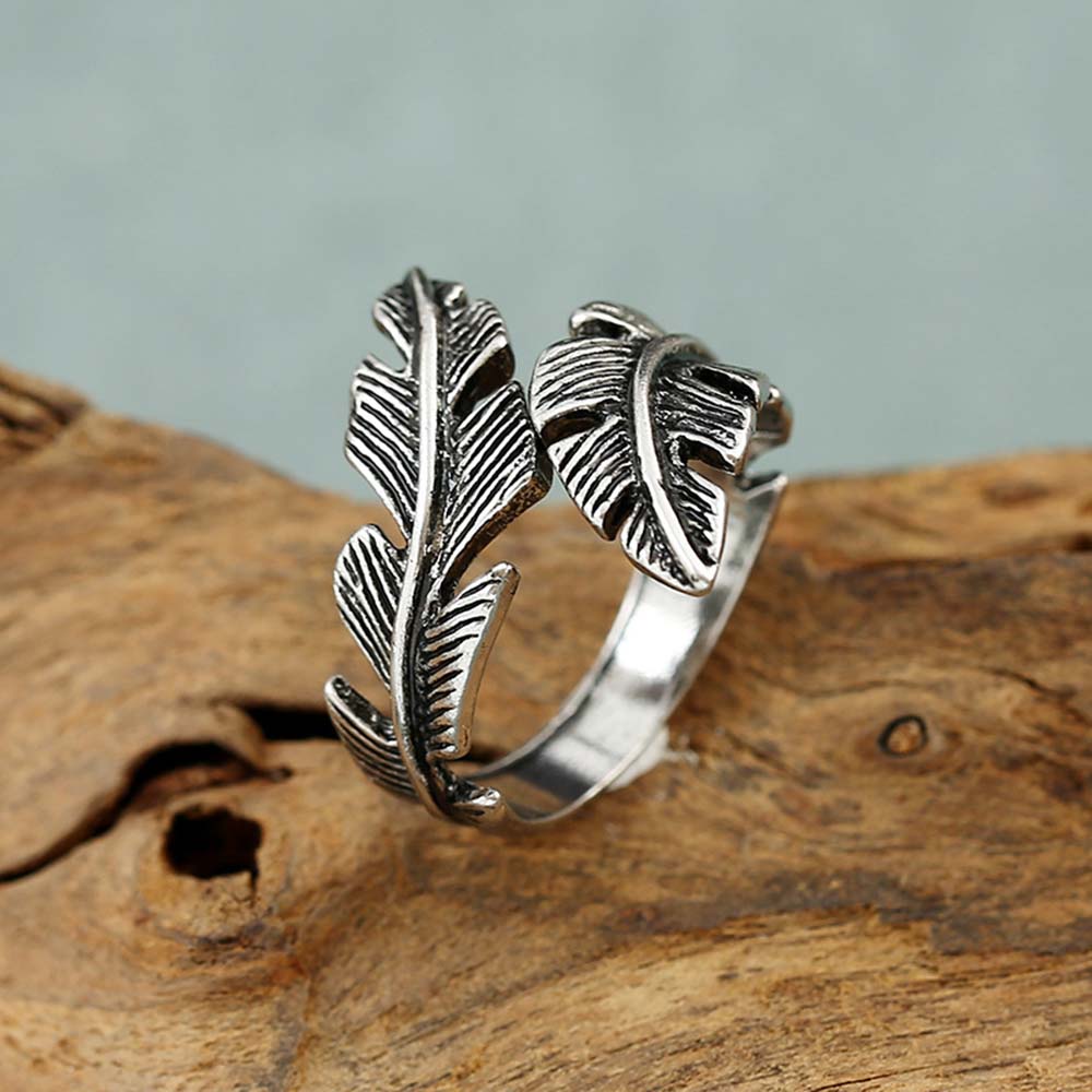 Nhẫn Hình Lông Vũ Độc Đáo Dành Cho Bạn Nữ