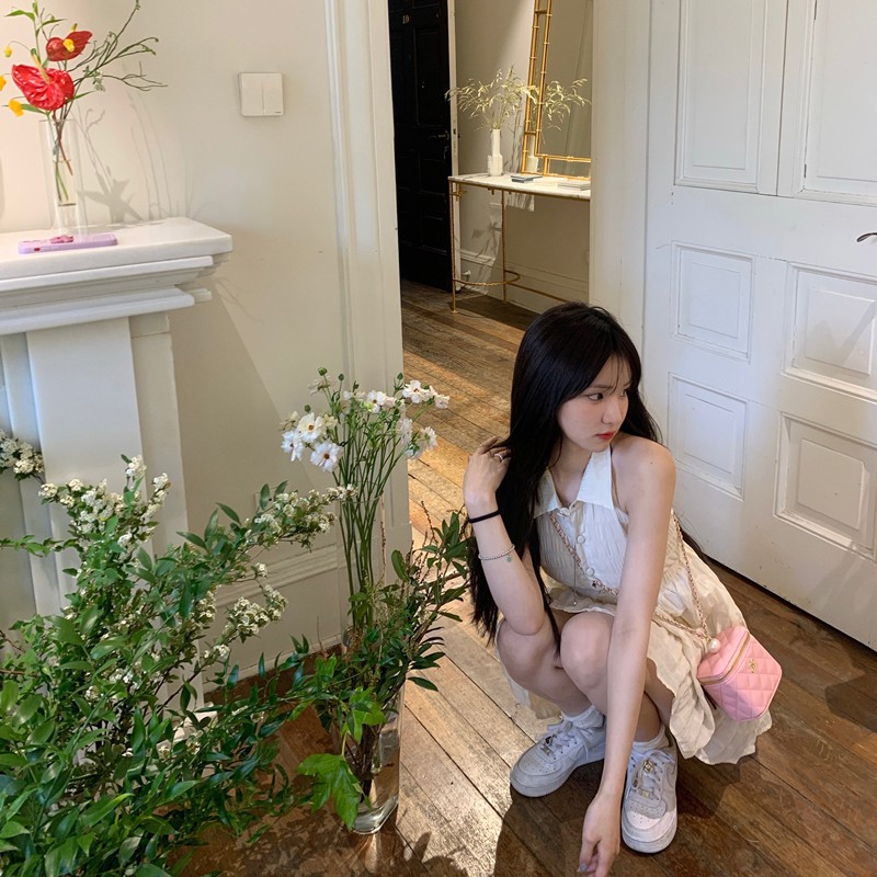 Đầm yếm trắng tiểu thư có dây điều chỉnh sau lưng, bánh bèo, dễ thương