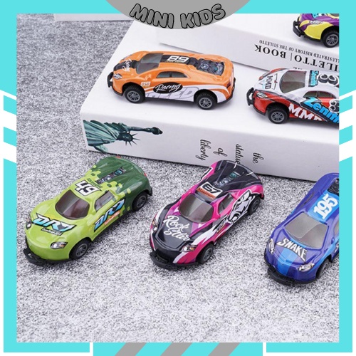 [ Sỉ ] Siêu xe ôtô đồ chơi xoay,nhảy,bay 360 độ - Làm bằng hợp kim chắc chắc ,bền,đẹp -bay lên khi gặp vật cản