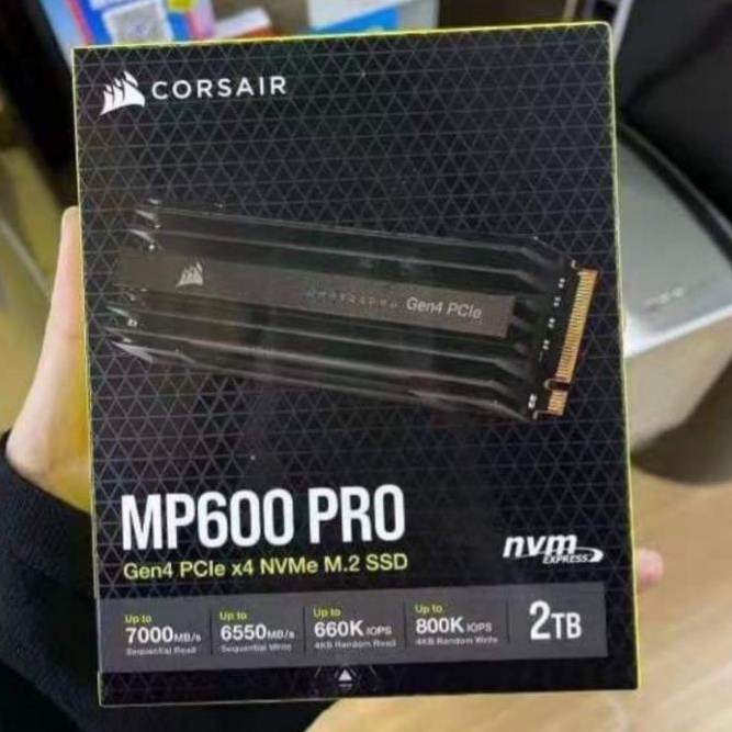 Ổ Cứng SSD 1TB 2TB Corsair MP600 Pro NVMe M2 PCIe Gen 4 x4 2280