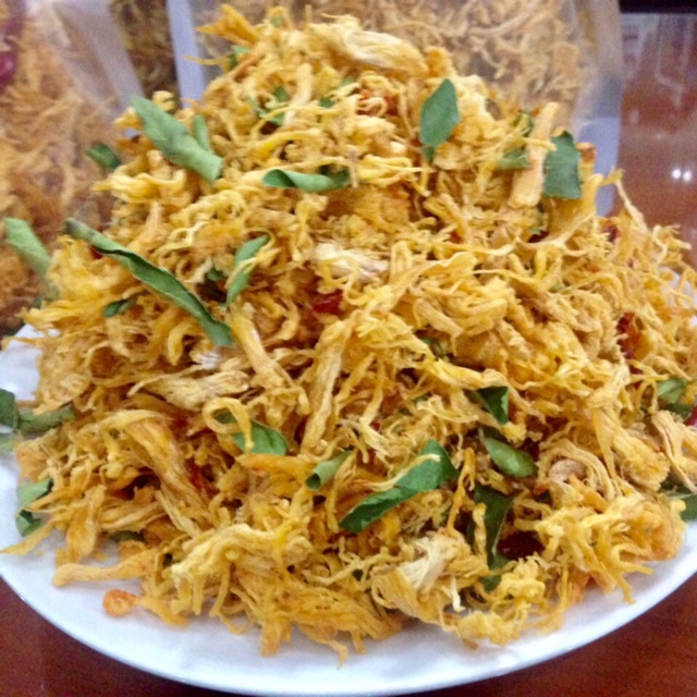 1Kg Khô gà lá chanh cay Lày Hòa