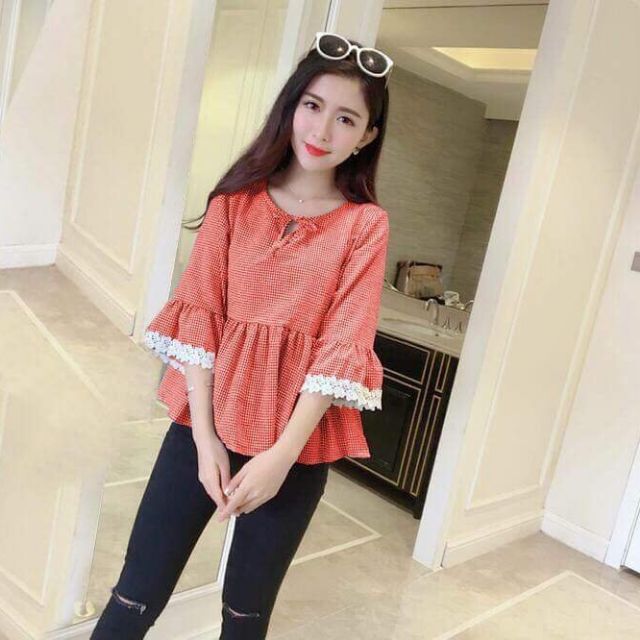 Áo peplum vải kate phối ren