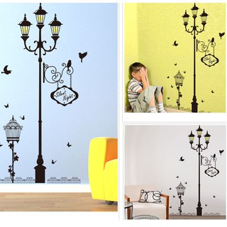 Decal dán tường Cột đèn vàng