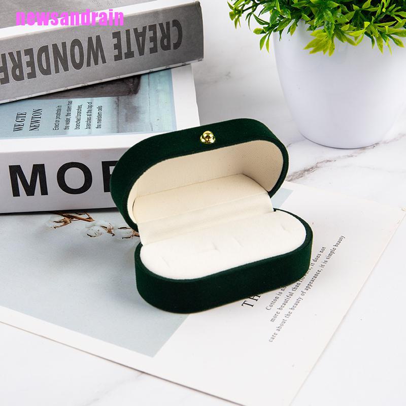 Hộp Đựng Nhẫn Đôi Bằng Vải Nhung Sang Trọng
