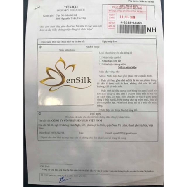 Khăn Mùi Xoa  Thêu Tay Cỏ 4 Lá - Quà Tặng May Mắn