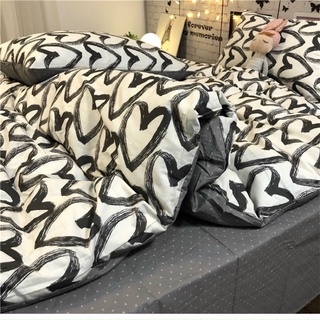 Bộ Chăn Ga Gối Cotton Poly Mẫu Tim Đen