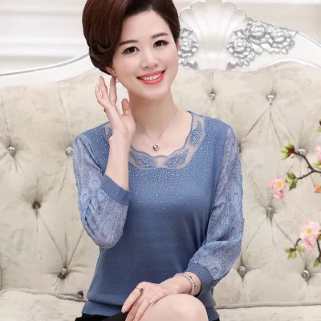 Áo len nữ tay ren trung niên