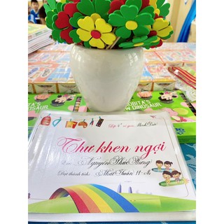 Hoa thi đua - hoa khen thưởng
