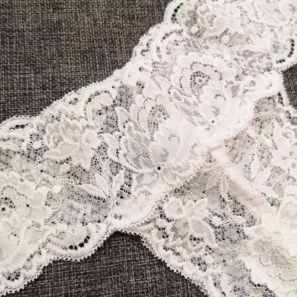 Quần Lót Lọt Khe Ren Phong Cách Châu Âu Kiểu Dáng Sexy Quyến Rũ