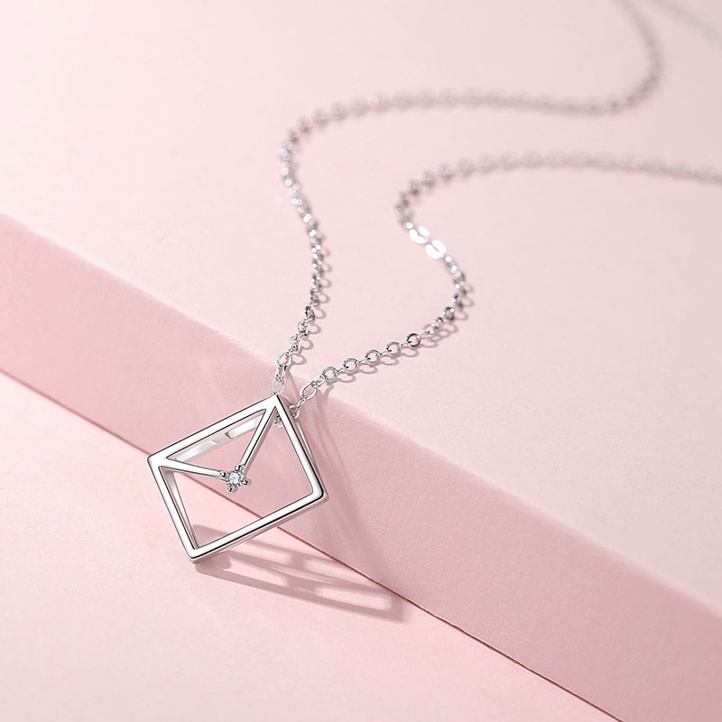 Dây Chuyền Thời Thượng Hình Lá Phong Thư Bạc Ý S925 Gắn Đá Nhỏ DB2659 Bảo Ngọc Jewelry