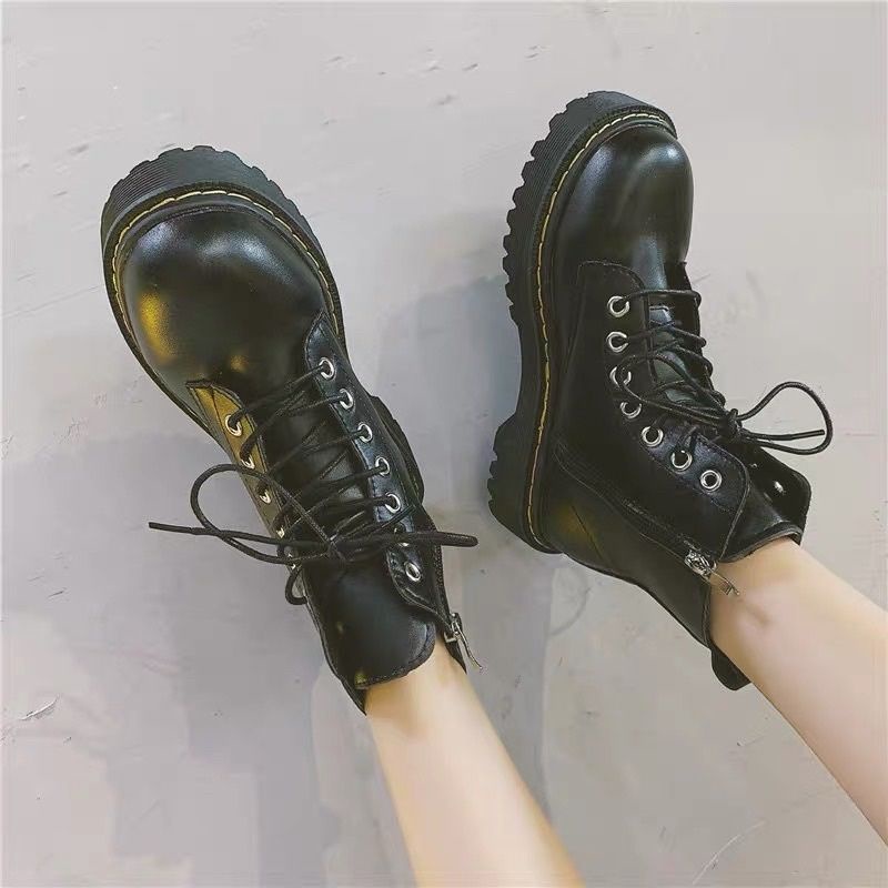 Giày boots nữ cá tính trẻ trung khóa cạnh sườn đế êm mẫu mới