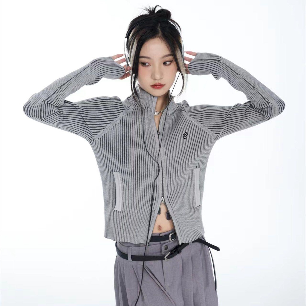 Áo Khoác Len Cardigan Hai Màu Dáng Ôm Thêu Họa Tiết Sọc Hai Màu Có Khóa Kéo Chất Lượng Cao Phong Cách Retro Mỹ Hàng Mới Dành Cho Bạn Nữ