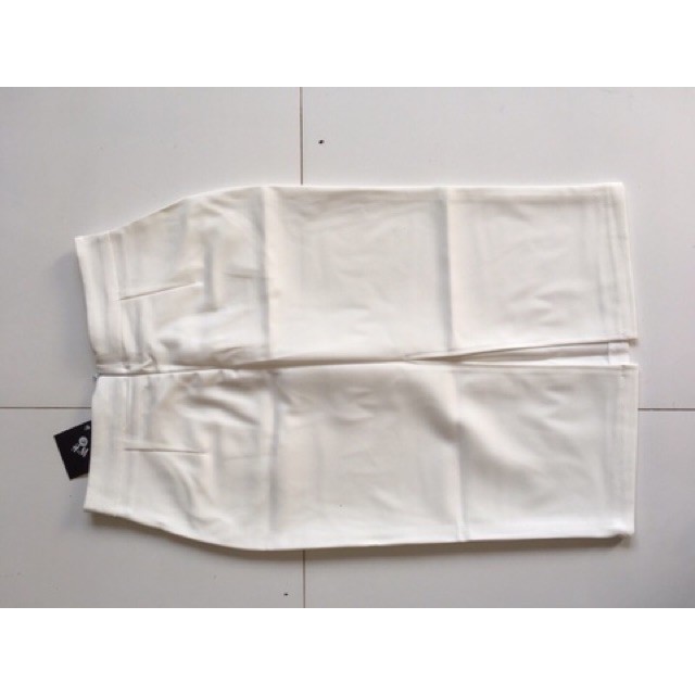 Váy bút chì xẻ sau nhiều màu, chất liệu tuyết mưa QUÀ TẶNG LÀ 1 GÓI XẢ VẢI NHÉ | BigBuy360 - bigbuy360.vn