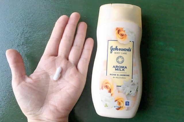 (Sale 300k-&gt;210k) Sữa dưỡng ẩm mịn da Johnson's Body Care Nhật Bản