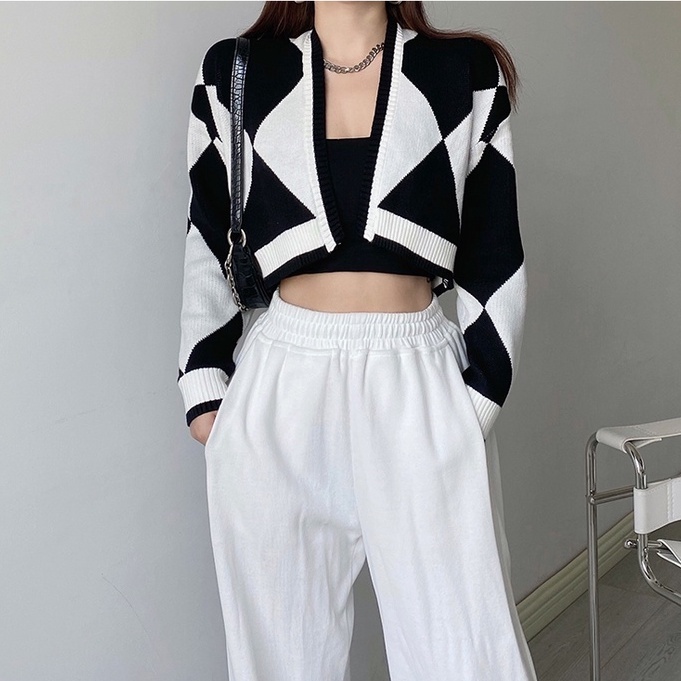 Áo khoác cardigan dệt kim dáng ngắn tay dài dáng rộng màu sắc phong cách retro | WebRaoVat - webraovat.net.vn